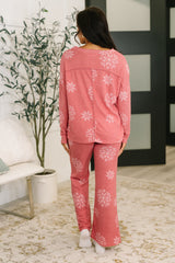 Hazel Blues® | Snowflake Sniffles Pajama Set in Red