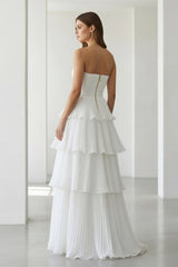 Cute A-Line Chiffon Strapless Tiered Wedding Dresses