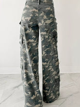 Hazel Blues® | Camo Print Wide Leg Cargo Jeans